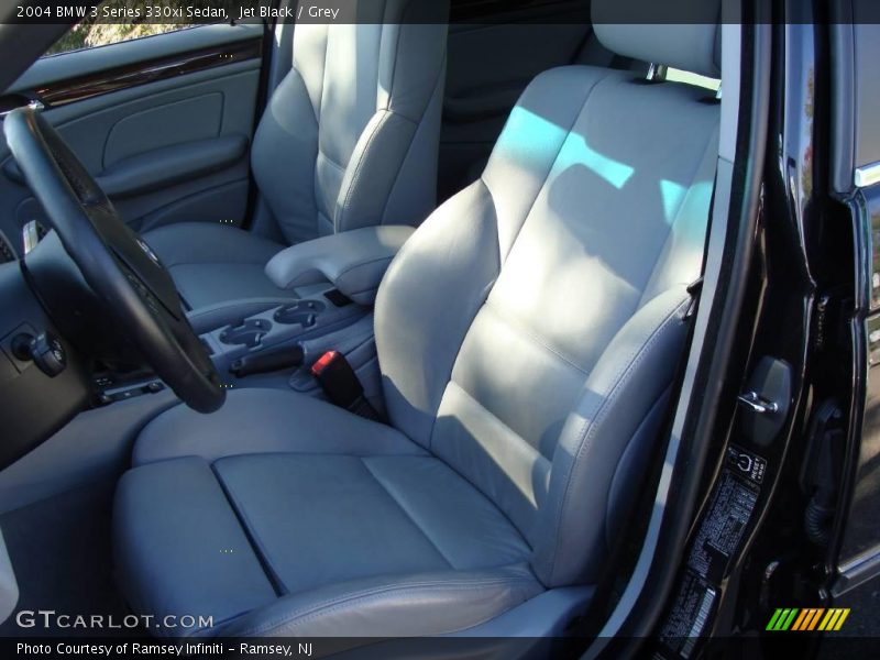 Jet Black / Grey 2004 BMW 3 Series 330xi Sedan
