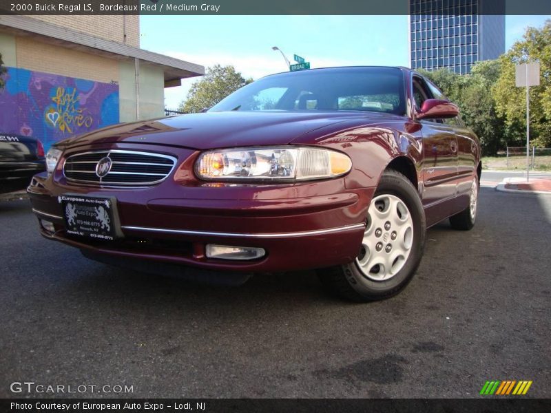 Bordeaux Red / Medium Gray 2000 Buick Regal LS