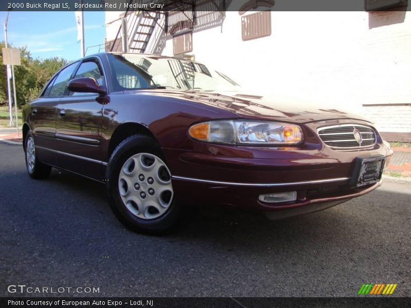 Bordeaux Red / Medium Gray 2000 Buick Regal LS