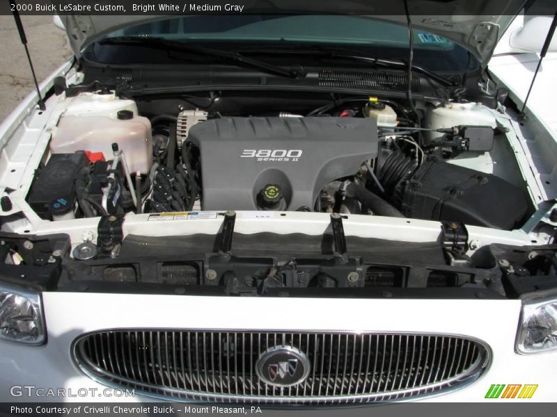 Bright White / Medium Gray 2000 Buick LeSabre Custom