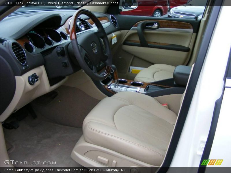 White Diamond Tricoat / Cashmere/Cocoa 2010 Buick Enclave CXL