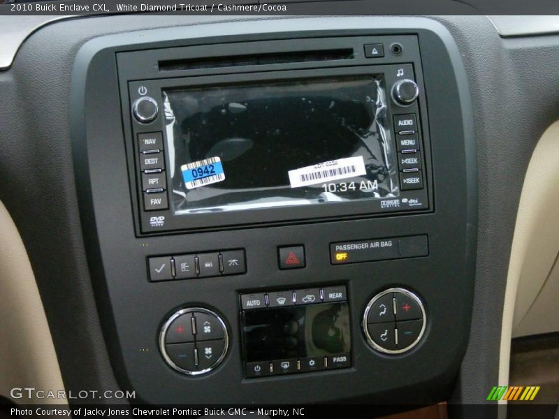 White Diamond Tricoat / Cashmere/Cocoa 2010 Buick Enclave CXL