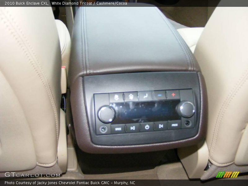 White Diamond Tricoat / Cashmere/Cocoa 2010 Buick Enclave CXL