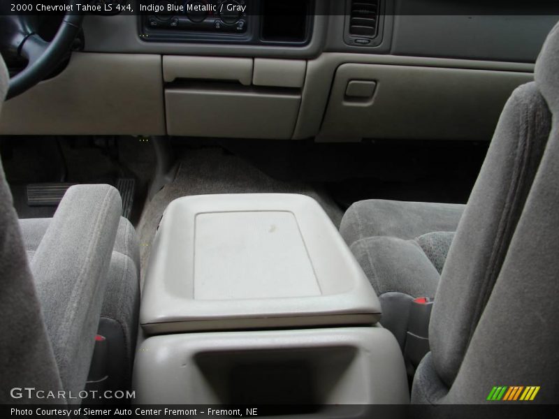 Indigo Blue Metallic / Gray 2000 Chevrolet Tahoe LS 4x4