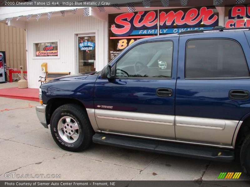 Indigo Blue Metallic / Gray 2000 Chevrolet Tahoe LS 4x4