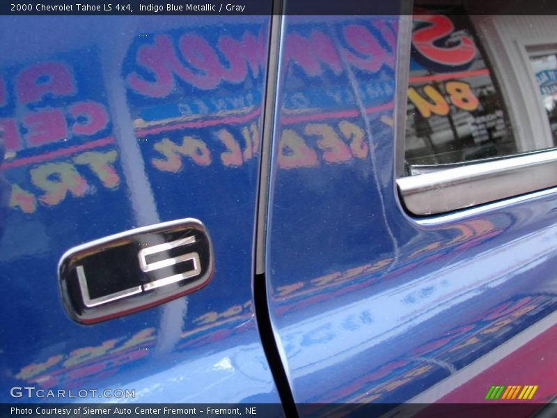 Indigo Blue Metallic / Gray 2000 Chevrolet Tahoe LS 4x4