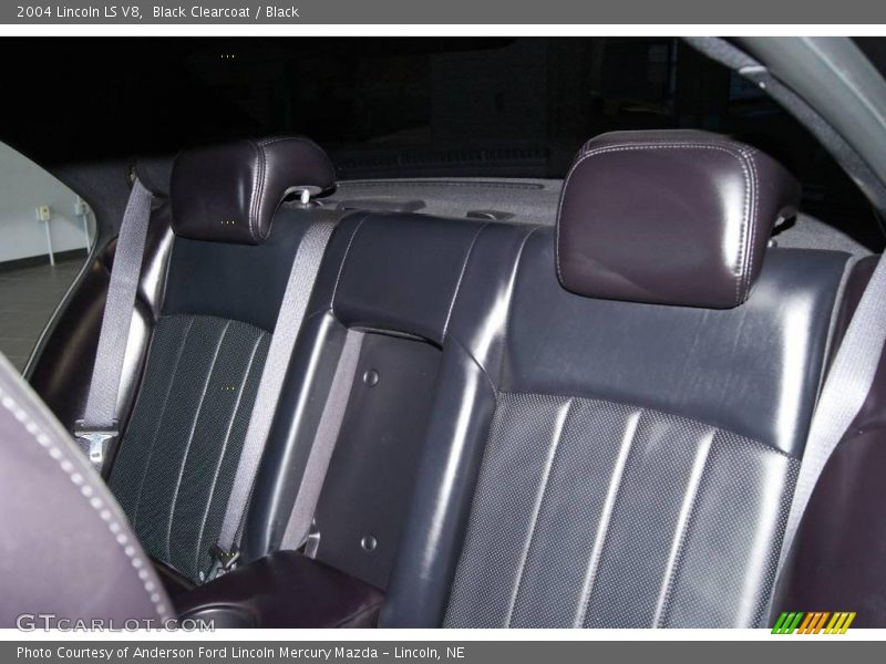 Black Clearcoat / Black 2004 Lincoln LS V8