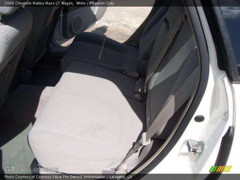 White / Titanium Gray 2006 Chevrolet Malibu Maxx LT Wagon