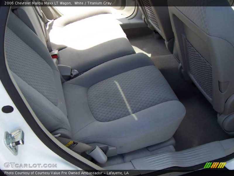 White / Titanium Gray 2006 Chevrolet Malibu Maxx LT Wagon
