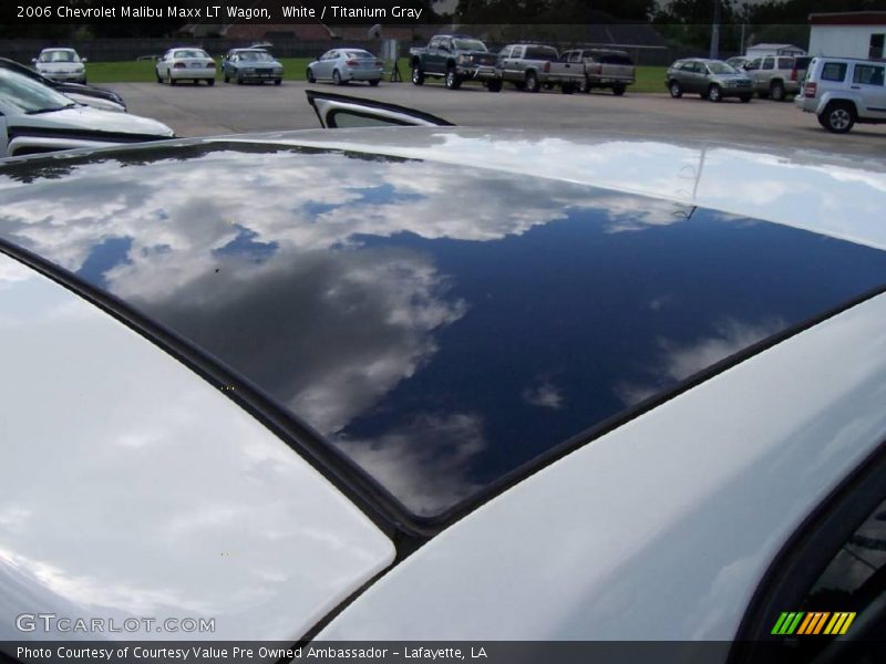 White / Titanium Gray 2006 Chevrolet Malibu Maxx LT Wagon