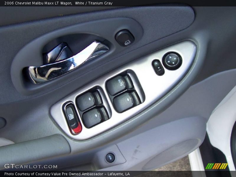 White / Titanium Gray 2006 Chevrolet Malibu Maxx LT Wagon