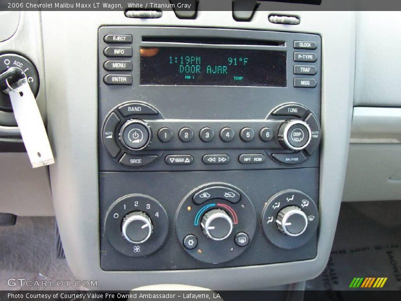 White / Titanium Gray 2006 Chevrolet Malibu Maxx LT Wagon