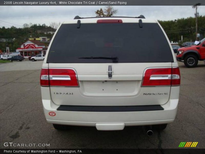 White Chocolate Tri Coat / Camel/Sand Piping 2008 Lincoln Navigator Luxury 4x4