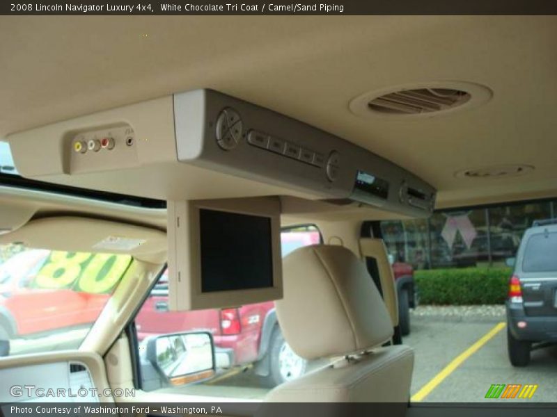 White Chocolate Tri Coat / Camel/Sand Piping 2008 Lincoln Navigator Luxury 4x4