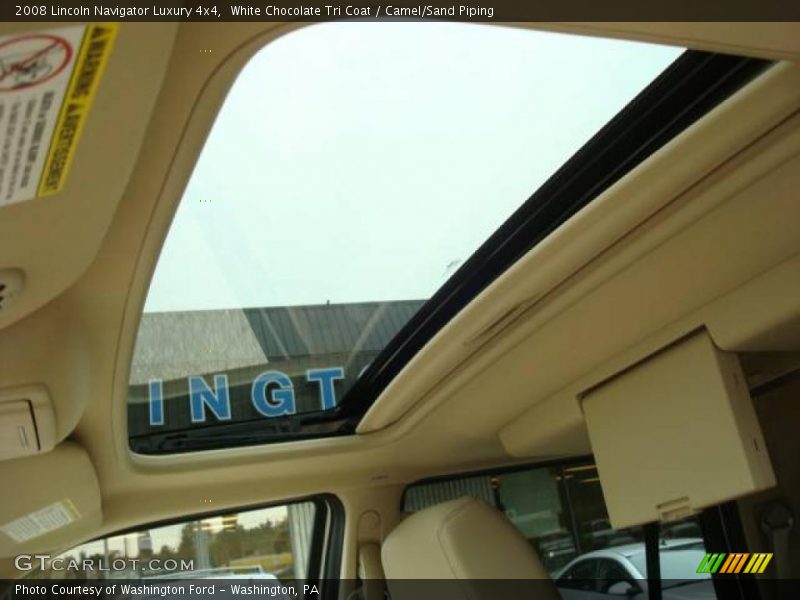 White Chocolate Tri Coat / Camel/Sand Piping 2008 Lincoln Navigator Luxury 4x4