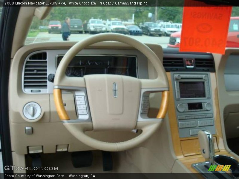 White Chocolate Tri Coat / Camel/Sand Piping 2008 Lincoln Navigator Luxury 4x4
