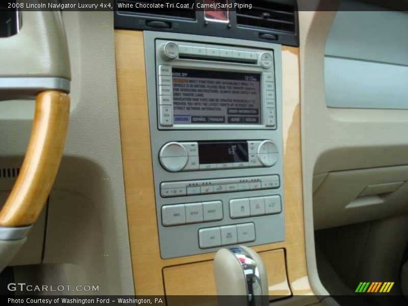 White Chocolate Tri Coat / Camel/Sand Piping 2008 Lincoln Navigator Luxury 4x4
