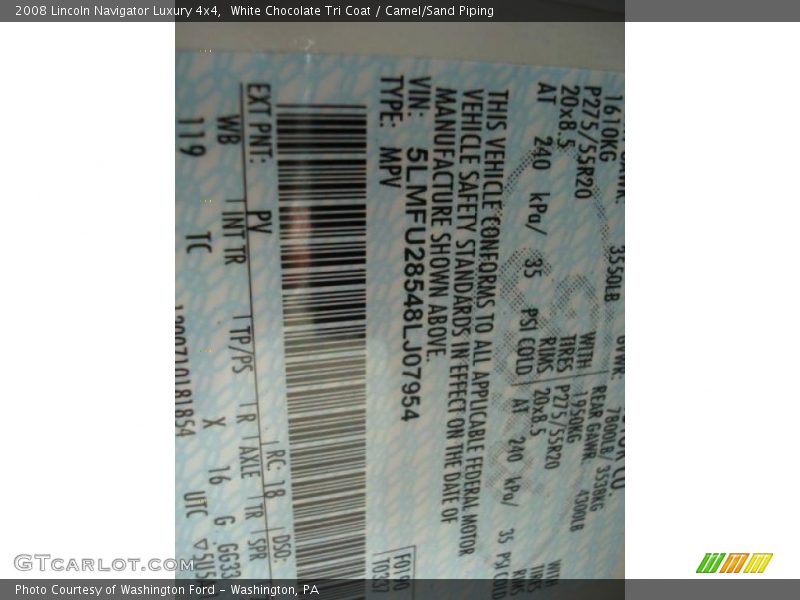 White Chocolate Tri Coat / Camel/Sand Piping 2008 Lincoln Navigator Luxury 4x4