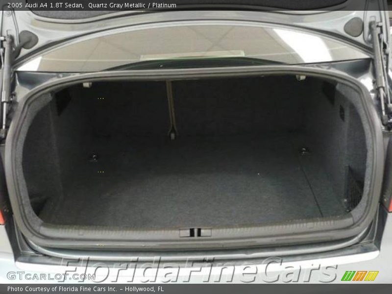 Quartz Gray Metallic / Platinum 2005 Audi A4 1.8T Sedan