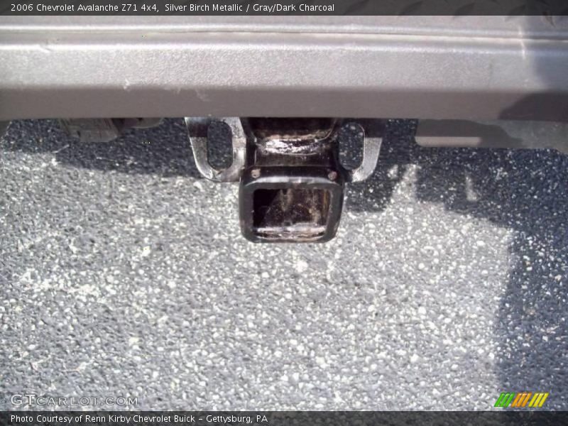 Silver Birch Metallic / Gray/Dark Charcoal 2006 Chevrolet Avalanche Z71 4x4