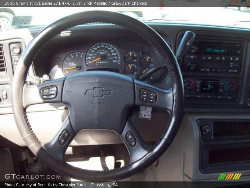 Silver Birch Metallic / Gray/Dark Charcoal 2006 Chevrolet Avalanche Z71 4x4