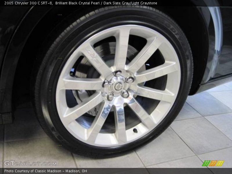 Brilliant Black Crystal Pearl / Dark Slate Gray/Light Graystone 2005 Chrysler 300 C SRT-8