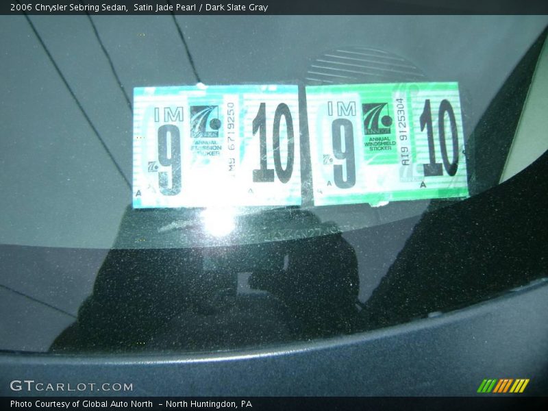 Satin Jade Pearl / Dark Slate Gray 2006 Chrysler Sebring Sedan