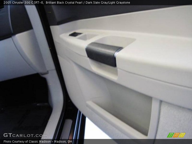 Brilliant Black Crystal Pearl / Dark Slate Gray/Light Graystone 2005 Chrysler 300 C SRT-8