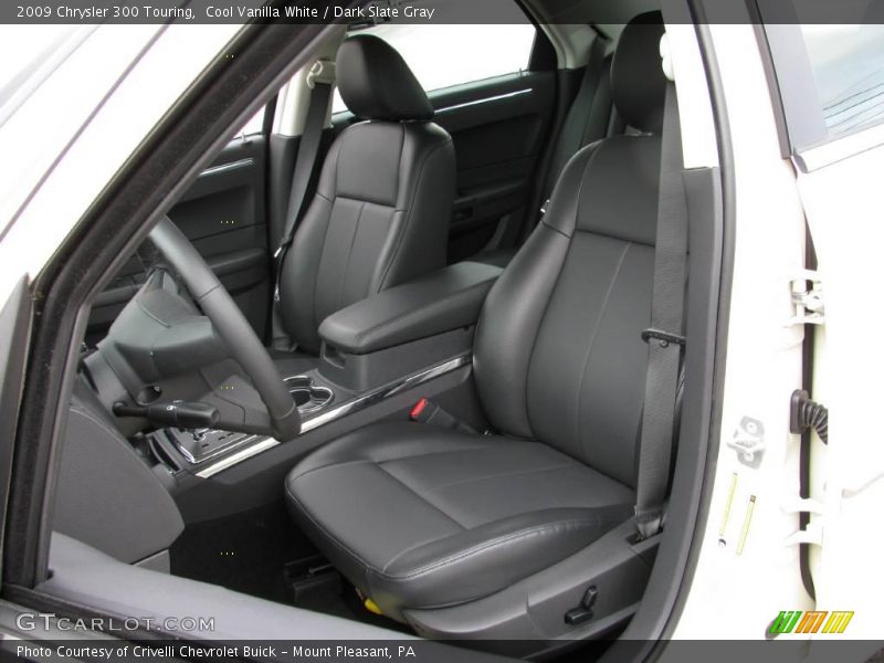 Cool Vanilla White / Dark Slate Gray 2009 Chrysler 300 Touring