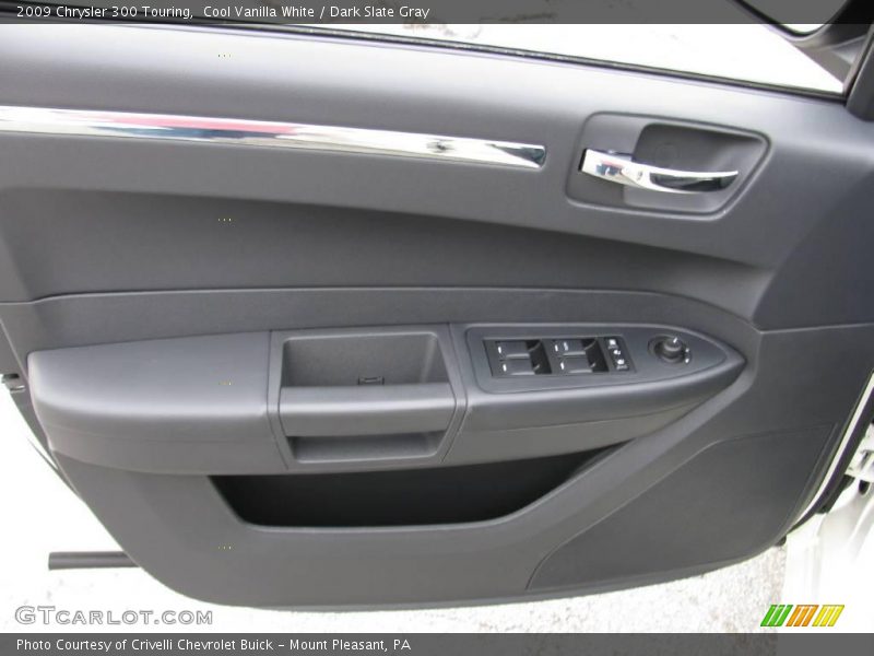 Cool Vanilla White / Dark Slate Gray 2009 Chrysler 300 Touring