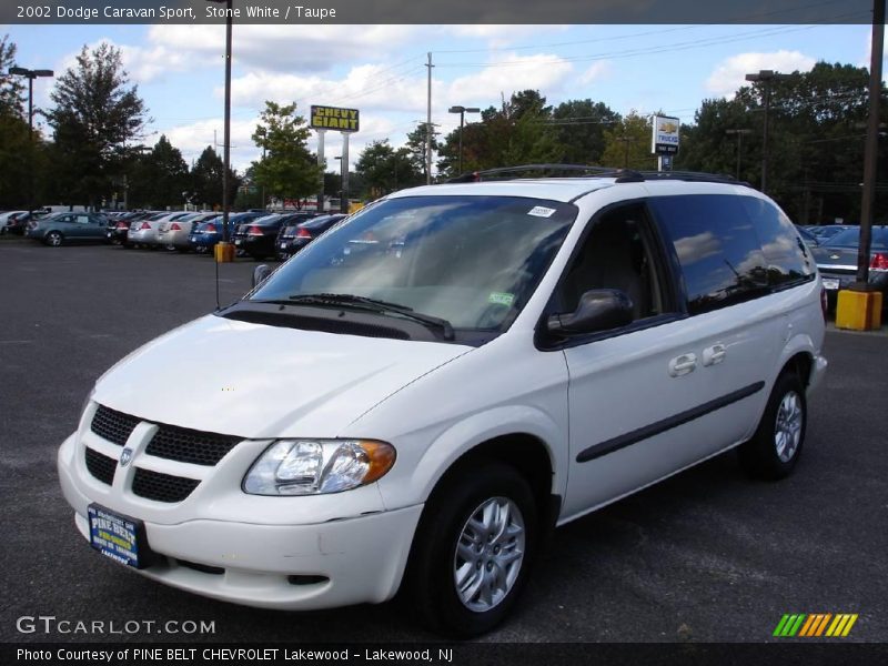 Stone White / Taupe 2002 Dodge Caravan Sport