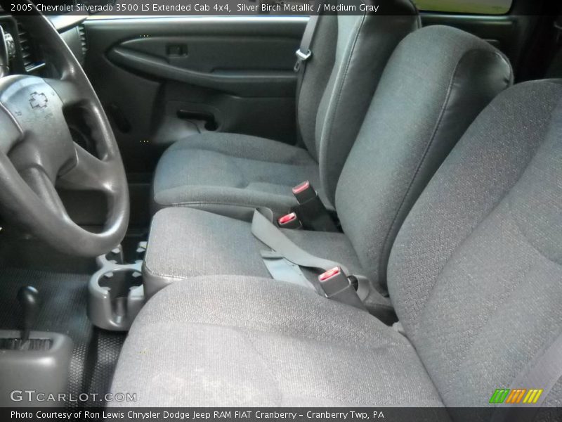 Silver Birch Metallic / Medium Gray 2005 Chevrolet Silverado 3500 LS Extended Cab 4x4