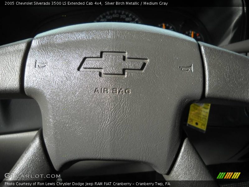 Silver Birch Metallic / Medium Gray 2005 Chevrolet Silverado 3500 LS Extended Cab 4x4