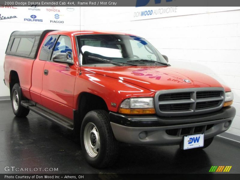 Flame Red / Mist Gray 2000 Dodge Dakota Extended Cab 4x4