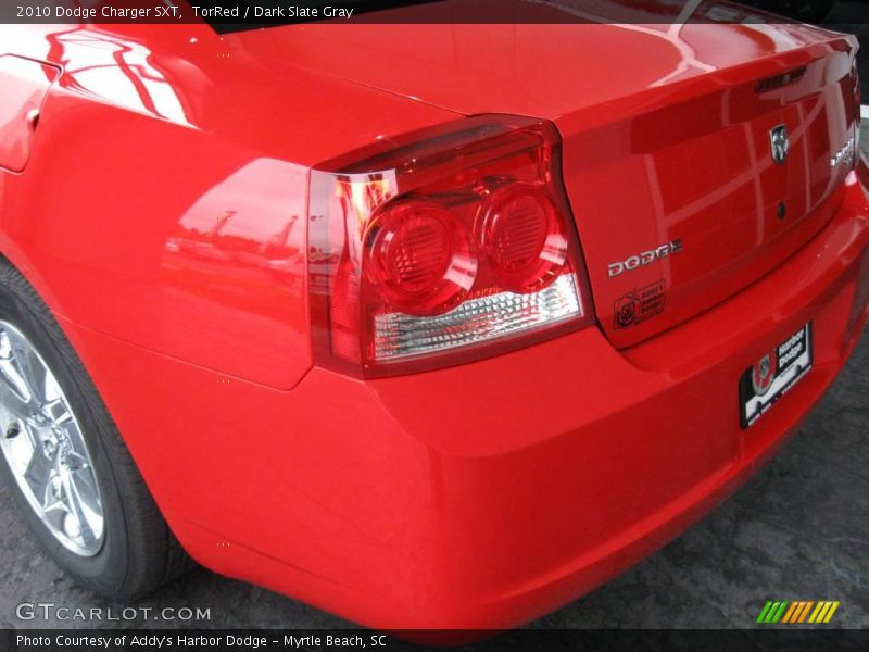 TorRed / Dark Slate Gray 2010 Dodge Charger SXT