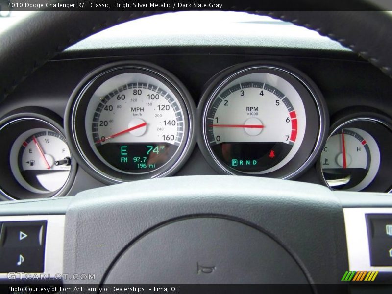 Bright Silver Metallic / Dark Slate Gray 2010 Dodge Challenger R/T Classic