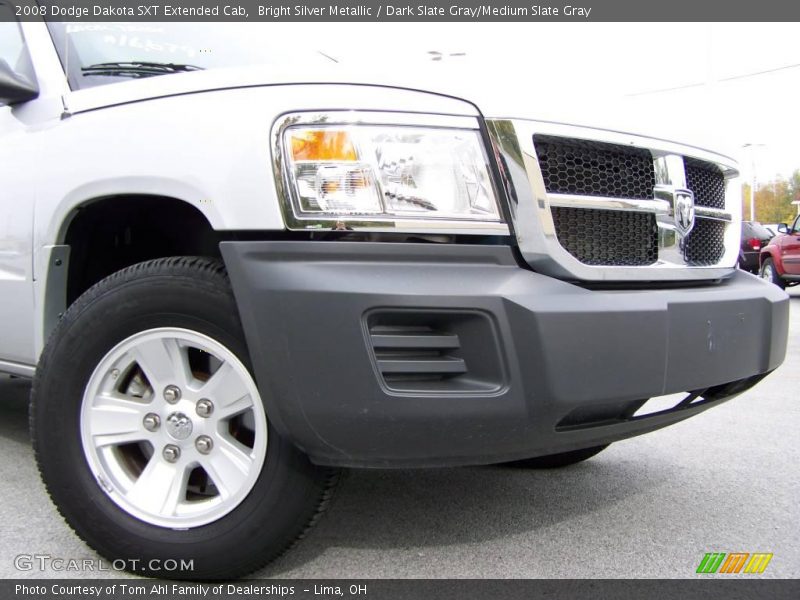 Bright Silver Metallic / Dark Slate Gray/Medium Slate Gray 2008 Dodge Dakota SXT Extended Cab