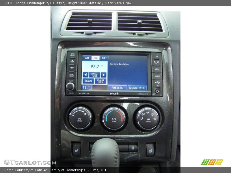 Bright Silver Metallic / Dark Slate Gray 2010 Dodge Challenger R/T Classic