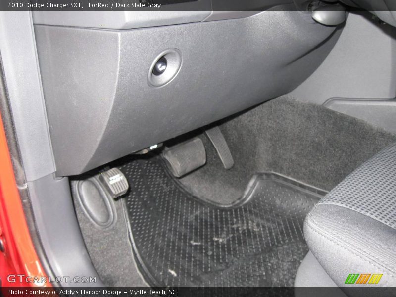 TorRed / Dark Slate Gray 2010 Dodge Charger SXT