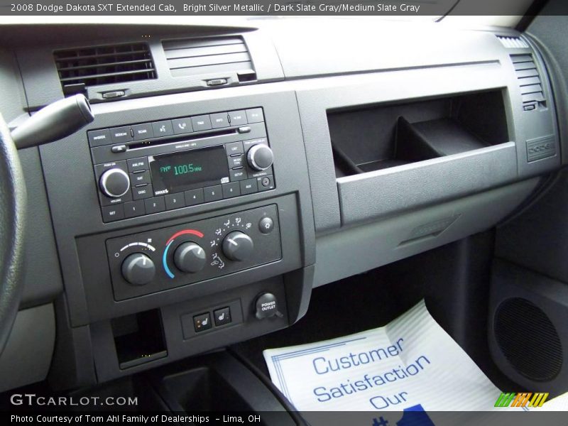 Bright Silver Metallic / Dark Slate Gray/Medium Slate Gray 2008 Dodge Dakota SXT Extended Cab