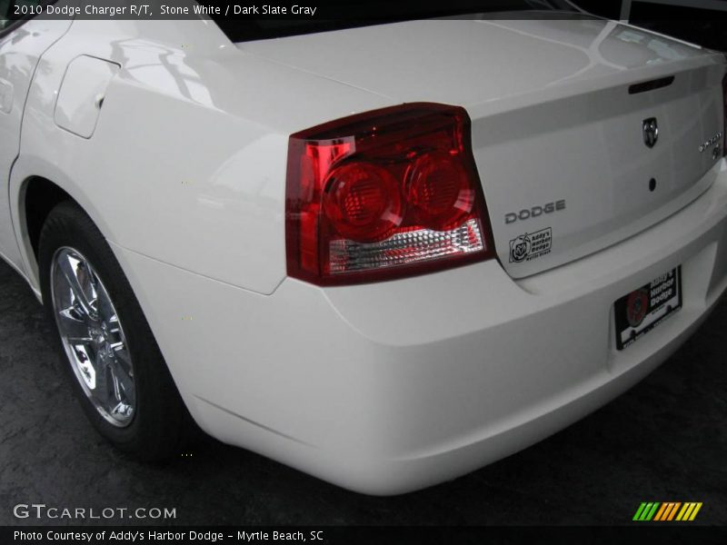 Stone White / Dark Slate Gray 2010 Dodge Charger R/T