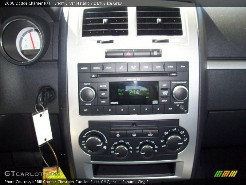 Bright Silver Metallic / Dark Slate Gray 2008 Dodge Charger R/T