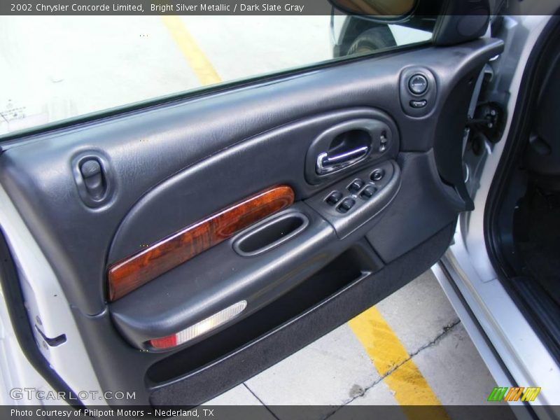 Bright Silver Metallic / Dark Slate Gray 2002 Chrysler Concorde Limited