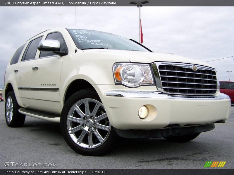 Cool Vanilla / Light Graystone 2008 Chrysler Aspen Limited 4WD