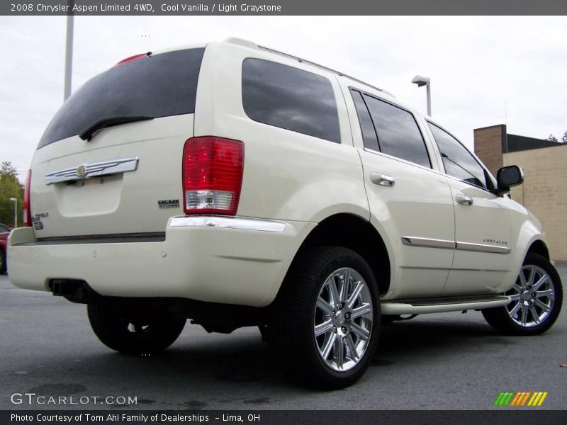 Cool Vanilla / Light Graystone 2008 Chrysler Aspen Limited 4WD
