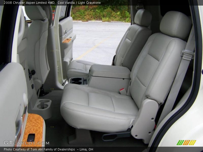 Cool Vanilla / Light Graystone 2008 Chrysler Aspen Limited 4WD