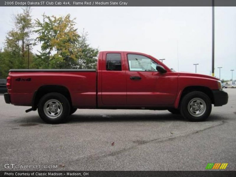 Flame Red / Medium Slate Gray 2006 Dodge Dakota ST Club Cab 4x4