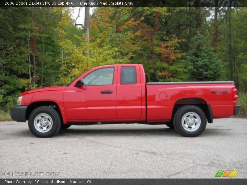Flame Red / Medium Slate Gray 2006 Dodge Dakota ST Club Cab 4x4