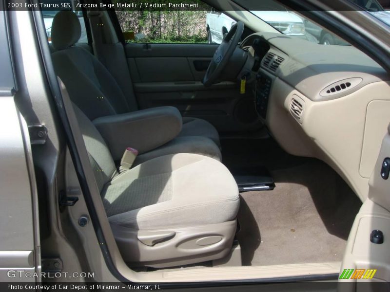 Arizona Beige Metallic / Medium Parchment 2003 Ford Taurus SES