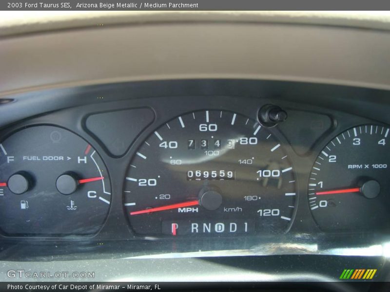 Arizona Beige Metallic / Medium Parchment 2003 Ford Taurus SES